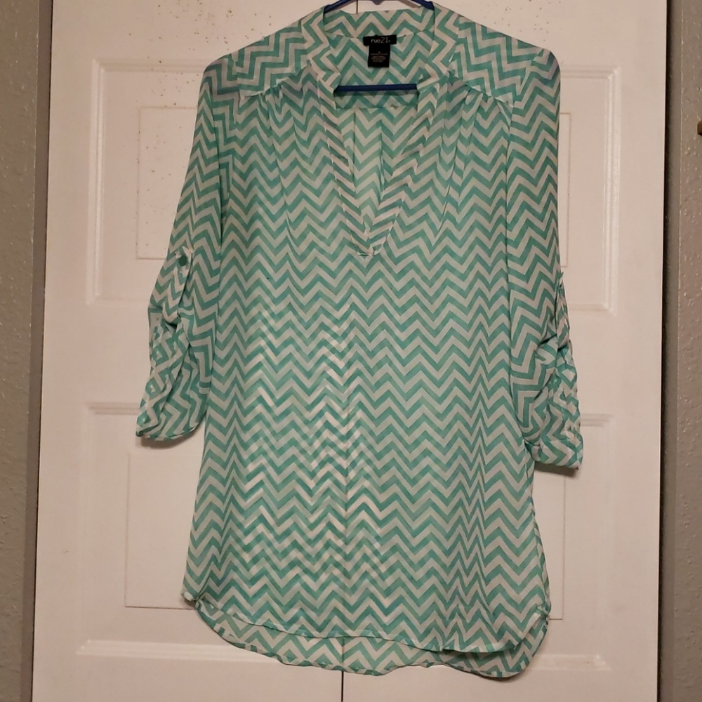 Chevron V neck Blouse